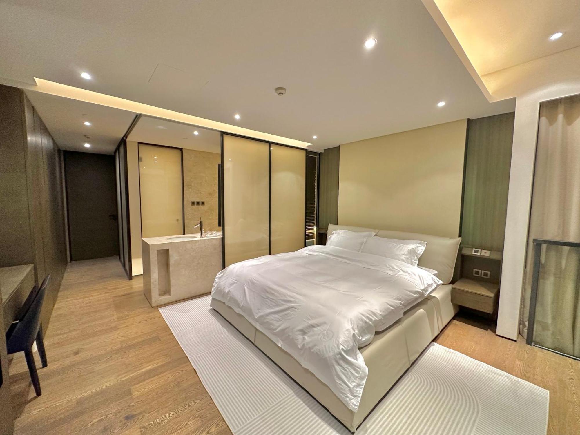 Zhome-Deplex Luxury Apartment-Near The Bund Шанхай Екстер'єр фото